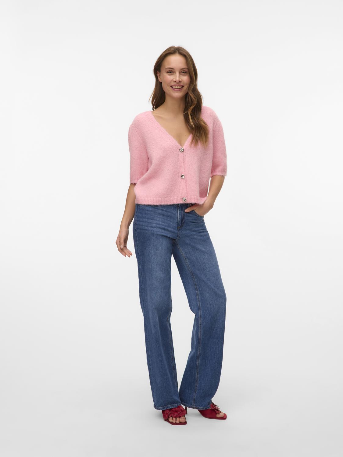 model_shot-front_full